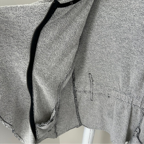 Blanc Noir Draped Front Grey Zippered Lightweight Jacket Size Large - Picture 10 of 11